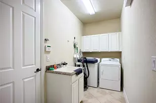 2902 Aviamar Cir, Naples, FL 34114 - Photo 34