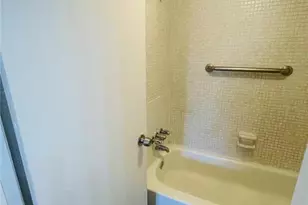 200 Country Club Dr, Largo, FL 33771 - Photo 18