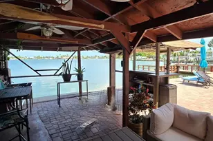 7013 Boca Ciega Dr, Saint Pete Beach, FL 33706 - Photo 12