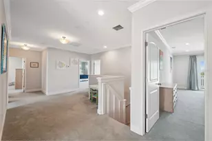 727 Key Royale Dr, Holmes Beach, FL 34217 - Photo 22