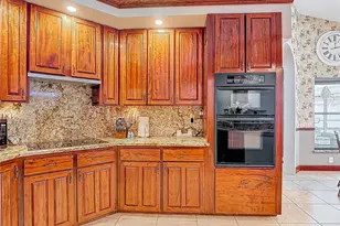 8208 Rhanbuoy Rd, Spring Hill, FL 34606 - Photo 18