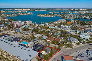 40 140th Ave E, Madeira Beach, FL 33708 - Photo 4