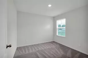 22 Princess Delores Ln, Palm Coast, FL 32164 - Photo 12
