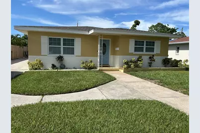 6537 8th Avenue N, Saint Petersburg, FL 33710 - Photo 1