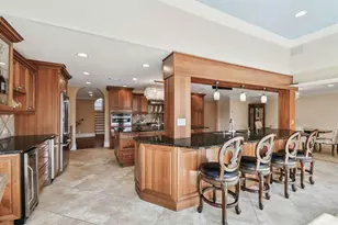 1336 51st Ave NE, Saint Petersburg, FL 33703 - Photo 12