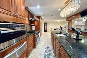 1336 51st Ave NE, Saint Petersburg, FL 33703 - Photo 16