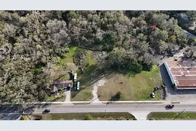 713 E Alsobrook Street, Plant City, FL 33563 - Photo 4
