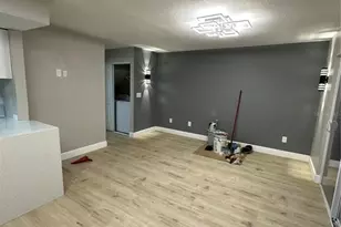 13915 Village View Dr, Tampa, FL 33624 - Photo 16