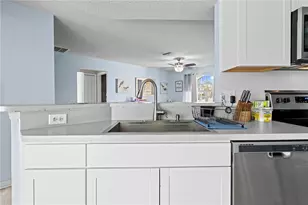 11054 Liberto Rd, Weeki Wachee, FL 34614 - Photo 8