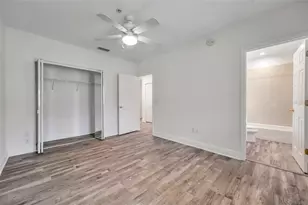 11555 Gulf Blvd Blvd, Treasure Island, FL 33706 - Photo 26