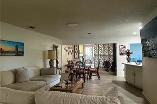 5144 Pine Tree Ln, Wesley Chapel, FL 33543 - Photo 4