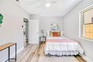 5050 Emerson Ave S, Saint Petersburg, FL 33707 - Photo 16