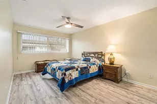 11200 102nd Ave, Seminole, FL 33778 - Photo 18