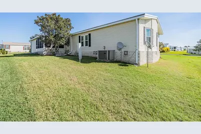 37508 Gill Avenue, Zephyrhills, FL 33541 - Photo 10