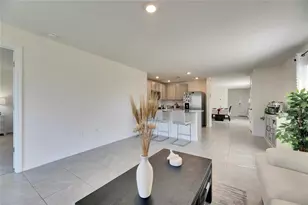 5617 Flagstone Trl, Palmetto, FL 34221 - Photo 16