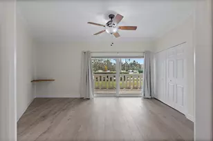 1200 N Shore Dr NE, Saint Petersburg, FL 33701 - Photo 12