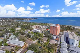 1200 N Shore Dr NE, Saint Petersburg, FL 33701 - Photo 30