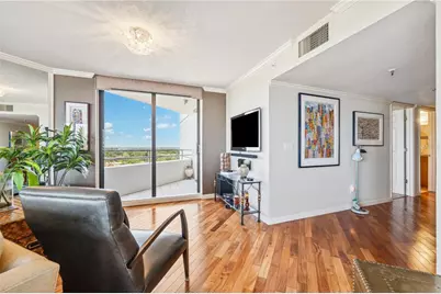 5950 Pelican Bay Plaza S #PH-2F, Gulfport, FL 33707 - Photo 8