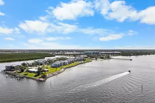 808 Bahia Del Sol Dr, Ruskin, FL 33570 - Photo 32