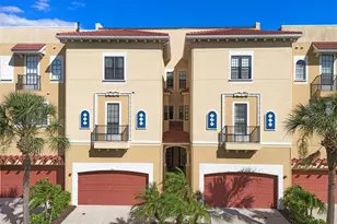 6411 Mayra Shores Ln, Apollo Beach, FL 33572 - Photo 1