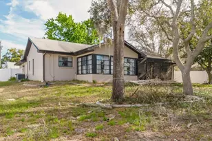 2427 Comerwood Dr, Spring Hill, FL 34609 - Photo 34