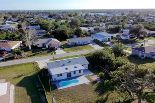 184 Garden Ave NW, Port Charlotte, FL 33952 - Photo 8