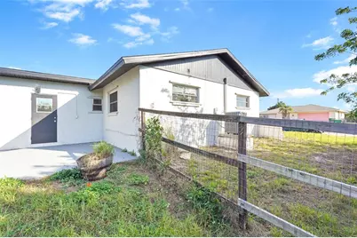 184 Garden Avenue NW, Port Charlotte, FL 33952 - Photo 16