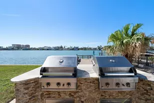 700 Island Way, Clearwater Beach, FL 33767 - Photo 32