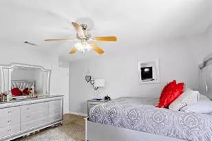 7210 N Manhattan, Tampa, FL 33614 - Photo 24