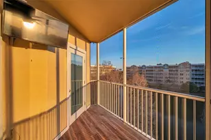 960 Starkey Rd, Largo, FL 33771 - Photo 32