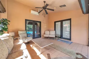 1008 Royal Birkdale Dr, Tarpon Springs, FL 34688 - Photo 8