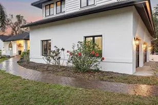 4588 Baycedar Ln, Sarasota, FL 34241 - Photo 4