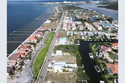 6435 Marbella Boulevard, Apollo Beach, FL 33572 - Photo 4