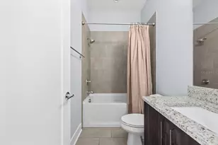 4810 W McElroy Ave, Tampa, FL 33611 - Photo 36