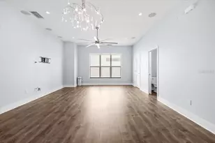 4810 W McElroy Ave, Tampa, FL 33611 - Photo 10