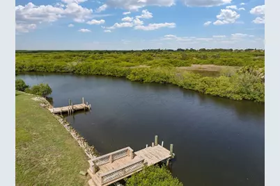 8943 & 8945 Rocky Creek Drive, Tampa, FL 33615 - Photo 14