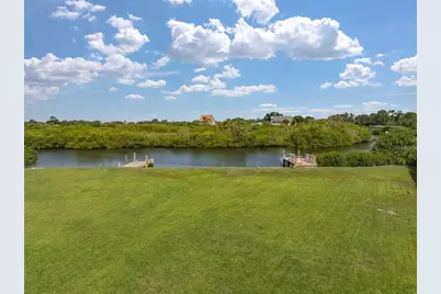8943 & 8945 Rocky Creek Drive, Tampa, FL 33615 - Photo 12