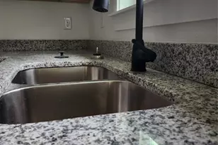 8111 N Edison Ave, Tampa, FL 33604 - Photo 8