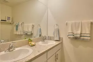 17014 Oval Rum Dr, Wimauma, FL 33598 - Photo 18