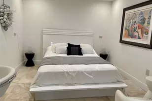 1 Beach Dr SE, Saint Petersburg, FL 33701 - Photo 24