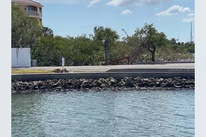 4851 W Gandy Boulevard #B10L30, Tampa, FL 33611 - Photo 16