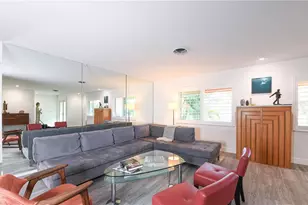 2215 River Ridge Dr, Sarasota, FL 34239 - Photo 6