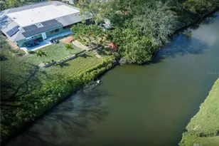 2215 River Ridge Dr, Sarasota, FL 34239 - Photo 28