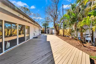 920 Spruce Dr, Belleair Beach, FL 33786 - Photo 52