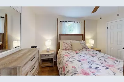 2235 20th St S, Saint Petersburg, FL 33712 - Photo 6