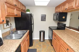 12760 Indian Rocks Rd, Largo, FL 33774 - Photo 8
