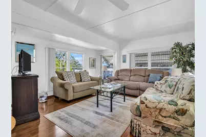 807 Saint Charles Drive, Tarpon Springs, FL 34689 - Photo 4