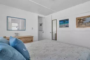 807 St Charles Dr, Tarpon Springs, FL 34689 - Photo 16