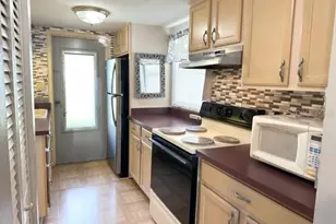 7701 Starkey Rd, Seminole, FL 33777 - Photo 4