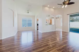 8329 Moccasin Trail Dr, Riverview, FL 33578 - Photo 14